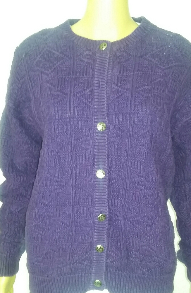 Northern Isles Casual purple button up sweater